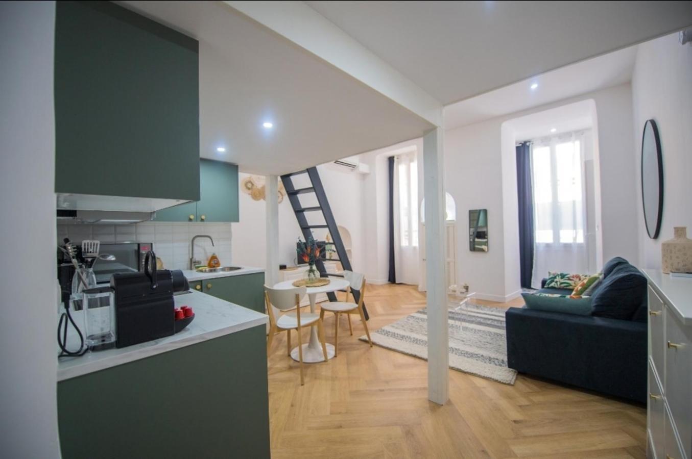 Studio Elegant 4 Couchages Front De Mer Clim Parking Privatif Wifi นีซ ภายนอก รูปภาพ